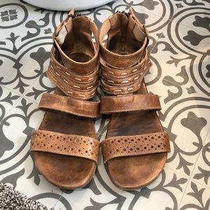 Gorgeous BedStu gladiators